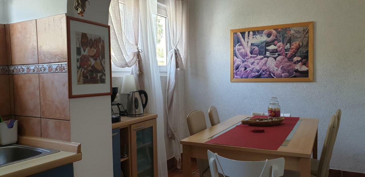 Apartman Felice Starigrad Paklenica Buitenkant foto